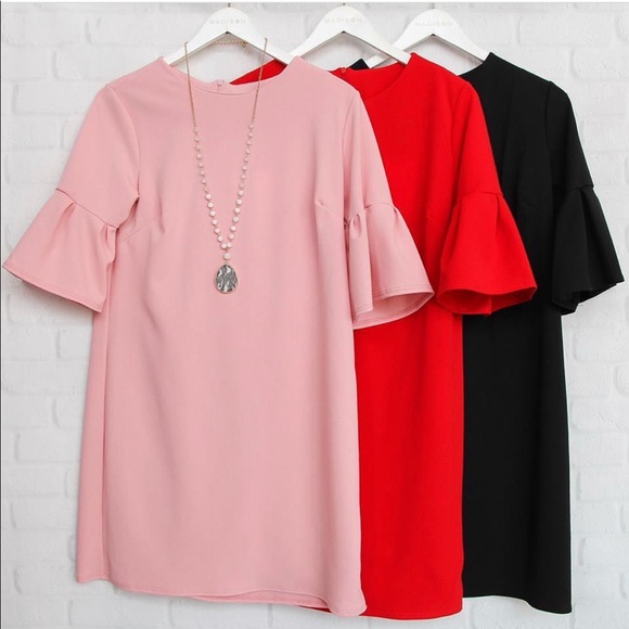 2hearts Dresses & Skirts - Light pink ruffle sleeve dress